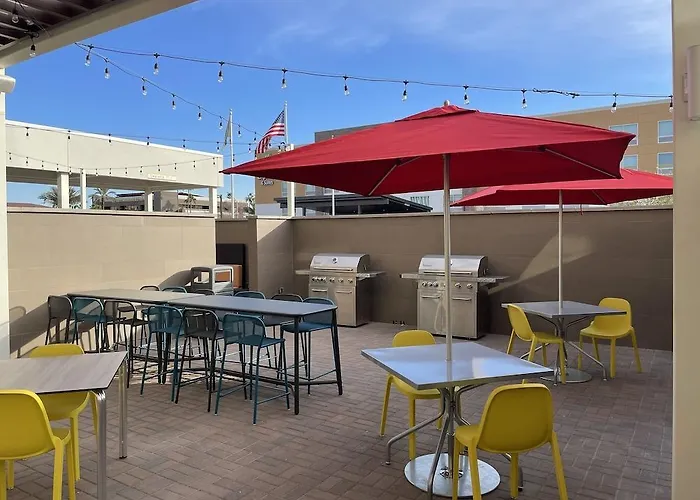 Hotel Home2 By Hilton Airport North, Az 3*