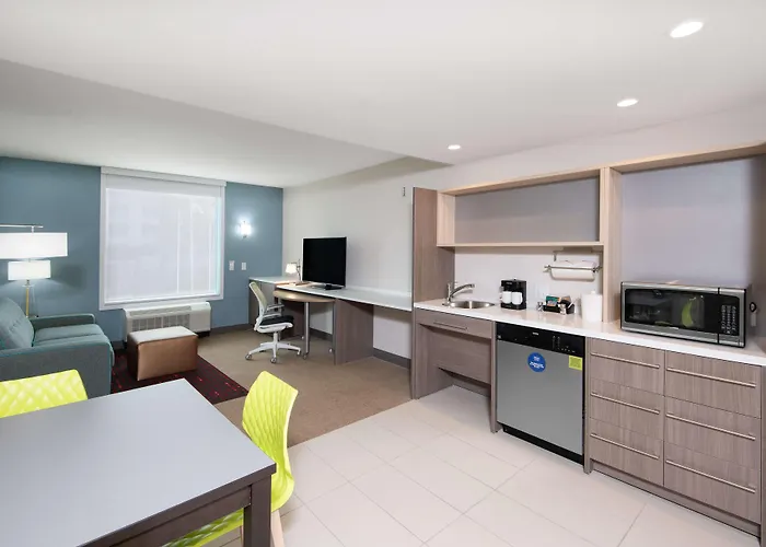 Hotel Home2 By Hilton Airport North, Az 3*